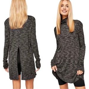 We The Free Stone Cold Split Back
Long Sleeve Turtleneck Tunic
Charcoal Gray S